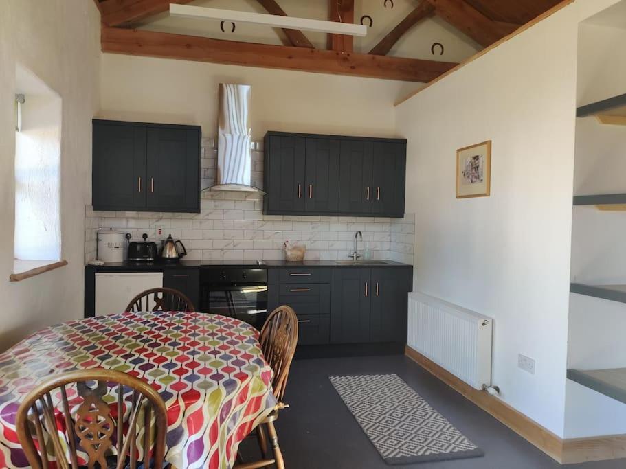 Kingsford Renovated Old Cottage Wexford Buitenkant foto